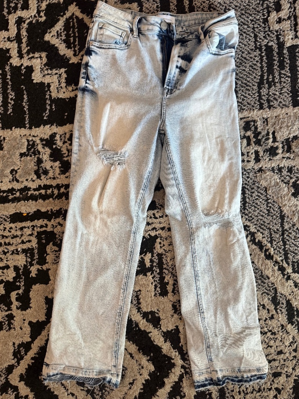 Risen Jeans
